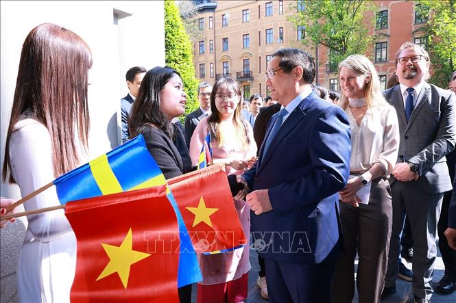 Thủ tướng Phạm Minh Chính thăm Đại học Kinh tế Stockholm. Ảnh: Dương Giang-TTXVN
