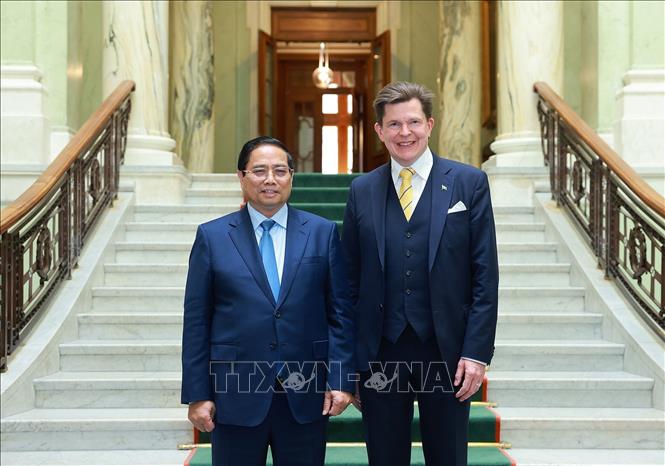 Thủ tướng Phạm Minh Chính hội kiến Chủ tịch Quốc hội Thụy Điển Andreas Norlén. Ảnh: Dương Giang-TTXVN

