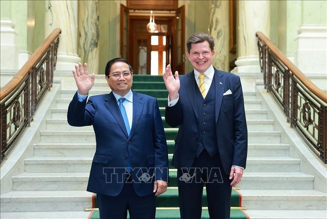 Prime Minister Pham Minh Chinh and Andreas Norlén, Speaker of the Riksdag. VNA Photo: Dương Giang
