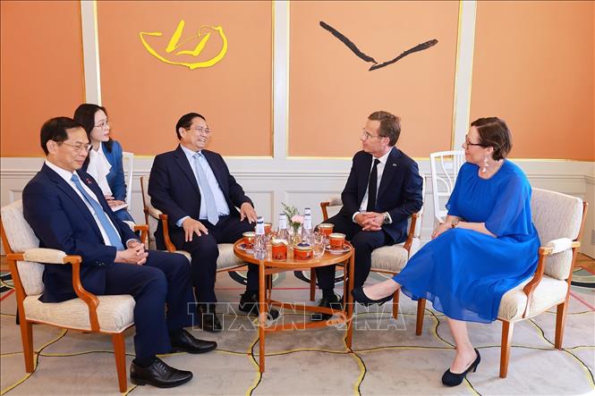 Thủ tướng Phạm Minh Chính hội đàm hẹp với Thủ tướng Thụy Điển Ulf Kristersson. Ảnh: Dương Giang-TTXVN
