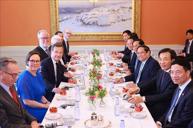 Thủ tướng Phạm Minh Chính hội đàm với Thủ tướng Thụy Điển Ulf Kristersson. Ảnh: Dương Giang-TTXVN