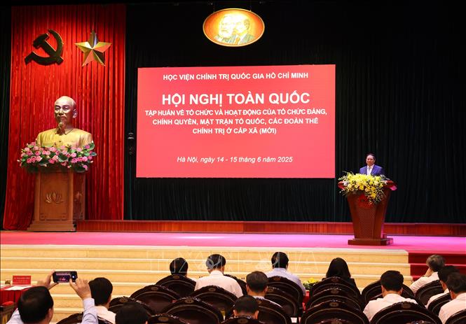 Thủ tướng Phạm Minh Chính phát biểu chỉ đạo Hội nghị. Ảnh: Văn Điệp – TTXVN