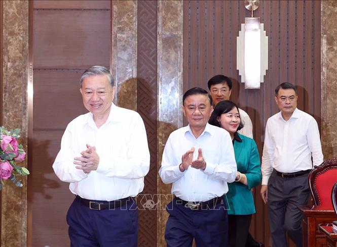Tổng Bí thư Tô Lâm dự và chủ trì buổi làm việc. Ảnh: Thống Nhất - TTXVN