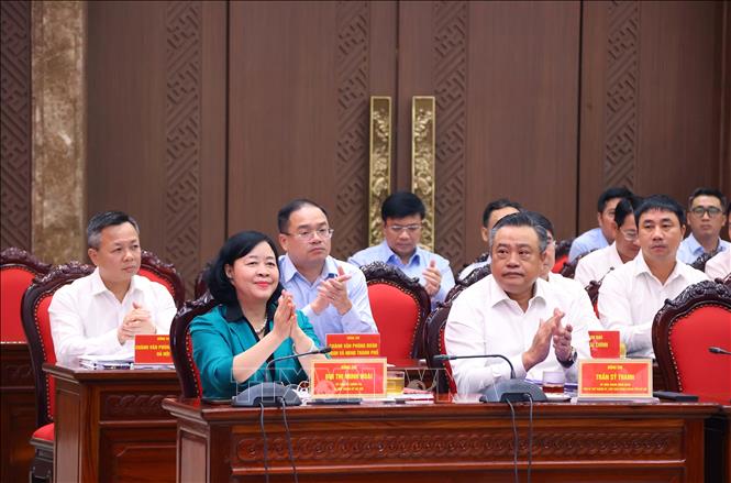 Các đại biểu dự buổi làm việc của Tổng Bí thư Tô Lâm với Ban Thường vụ Thành ủy Hà Nội. Ảnh: Văn Điệp – TTXVN