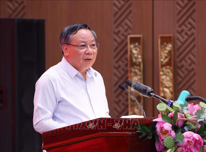 Phó Bí thư Thường trực Thành ủy Hà Nội Nguyễn Văn Phong phát biểu. Ảnh: Văn Điệp – TTXVN