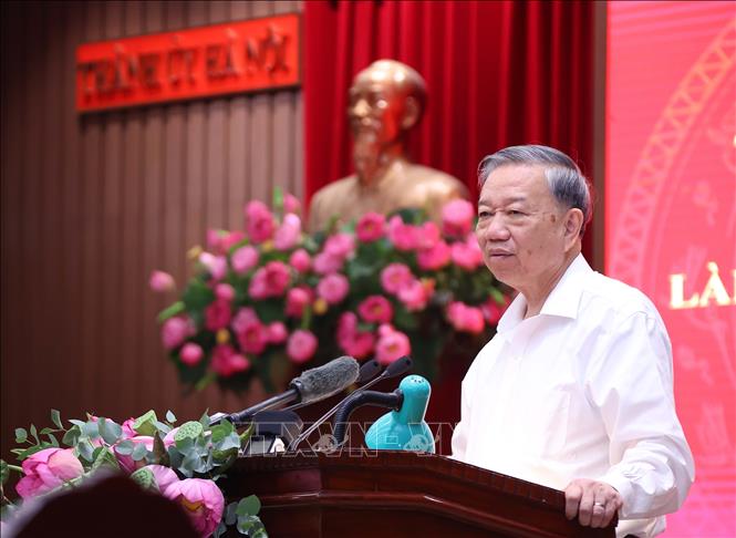 Tổng Bí thư Tô Lâm phát biểu kết luận tại buổi làm việc với Ban Thường vụ Thành ủy Hà Nội. Ảnh: Văn Điệp – TTXVN