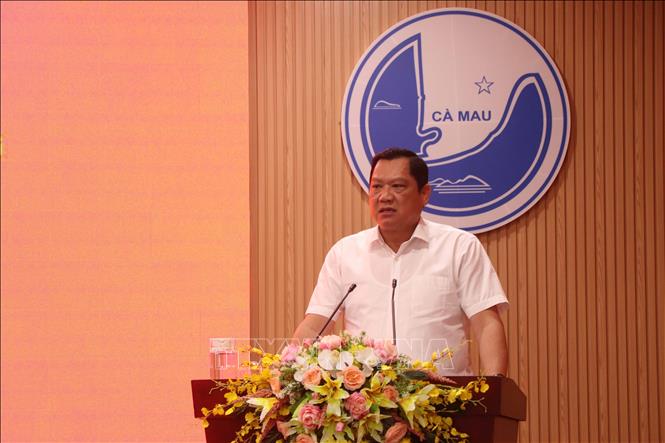 Ông Lâm Văn Bi, Phó Chủ tịch UBND tỉnh Cà Mau triển khai các nhiệm vụ quan trọng tại hội nghị. Ảnh:Kim Há - TTXVN