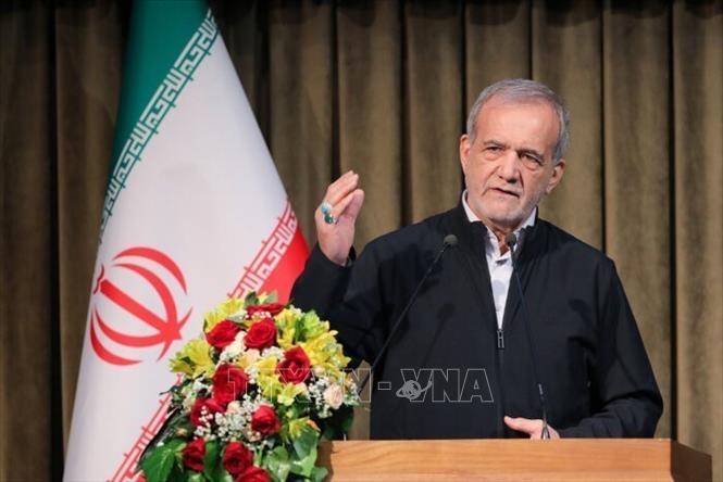 Tổng thống Iran Masoud Pezeshkian phát biểu tại Tehran. Ảnh: IRNA/TTXVN