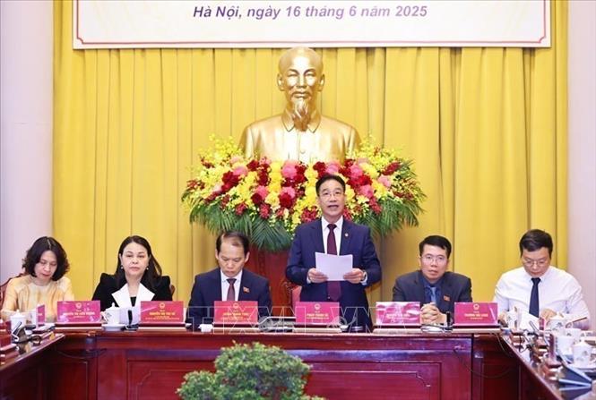 The Presidential Office holds a press conference in Hanoi on June 16 to announce a Presidential Order promulgating major legislative changes recently passed by the 15th National Assembly and its Standing Committee. VNA Photo: Minh Đức