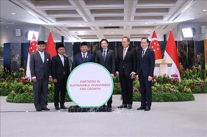 Tổng thống Indonesia Prabowo Subianto được chào đón trọng thị tại Singapore. Ảnh: TTXVN phát