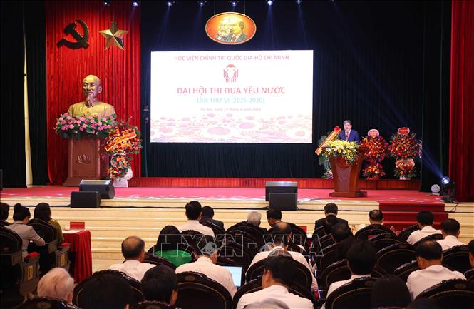 PGS,TS Nguyễn Duy Bắc, Phó Giám đốc Thường trực Học viện Chính trị quốc gia Hồ Chí Minh phát biểu khai mạc. Ảnh: Văn Điệp - TTXVN