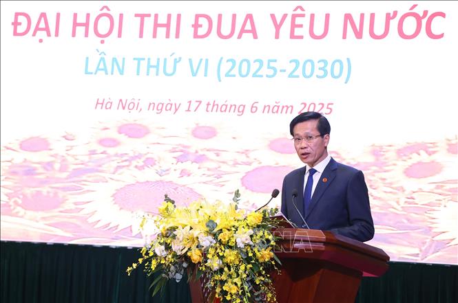 PGS.TS Hoàng Phúc Lâm, Phó Giám đốc Học viện Chính trị quốc gia Hồ Chí Minh phát biểu bế mạc Đại hội. Ảnh: Văn Điệp – TTXVN