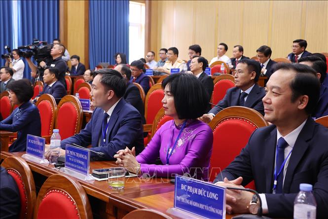 Các học viên Lớp Bồi dưỡng, cập nhật kiến thức, kỹ năng đối với cán bộ quy hoạch Ủy viên Ban Chấp hành Trung ương Đảng khóa XIV (Lớp thứ tư). Ảnh: Văn Điệp – TTXVN