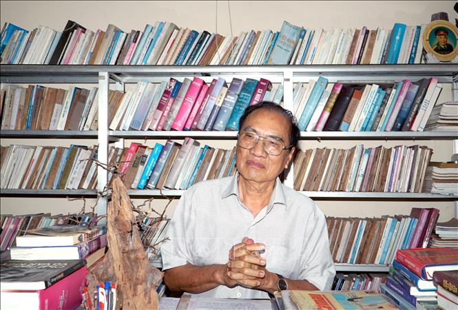 Cử tri Nguyễn Hữu Thành đánh giá cao chất lượng các vấn đề được các đại biểu nêu lên tại Kỳ họp lần này nói chung và trong sáng 18/6 nói riêng. Ảnh: Huỳnh Anh - TTXVN