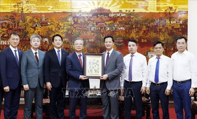 Các đại biểu chụp ảnh lưu niệm. Ảnh: Thái Hùng- TTXVN