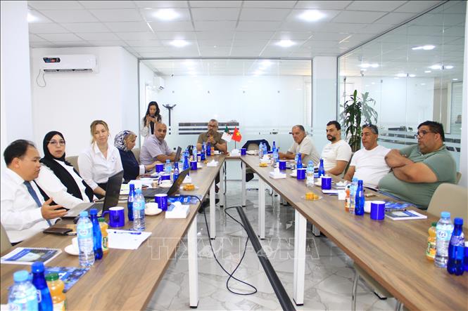 Quan cảnh buổi gặp gỡ doanh nghiệp diễn ra hôm 18/6 tại CCI Chenoua-Tipaza. Ảnh: Trung Khánh-PV TTXVN tại Nam Mỹ
 