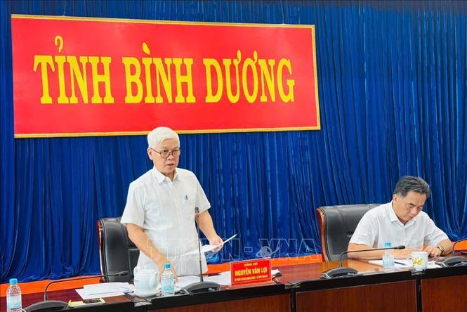 Bí thư Tỉnh ủy Bình Dương Nguyễn Văn Lợi phát biểu tại hội nghị. Ảnh: TTXVN phát