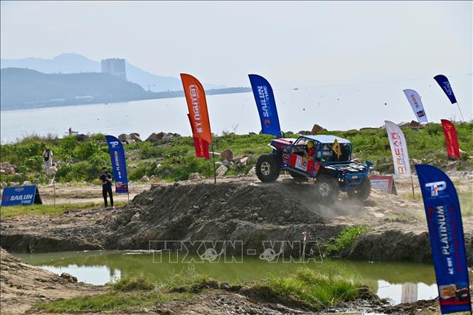 Các đội thi đấu các ở hạng mục. Ảnh: TTXVN phát 
