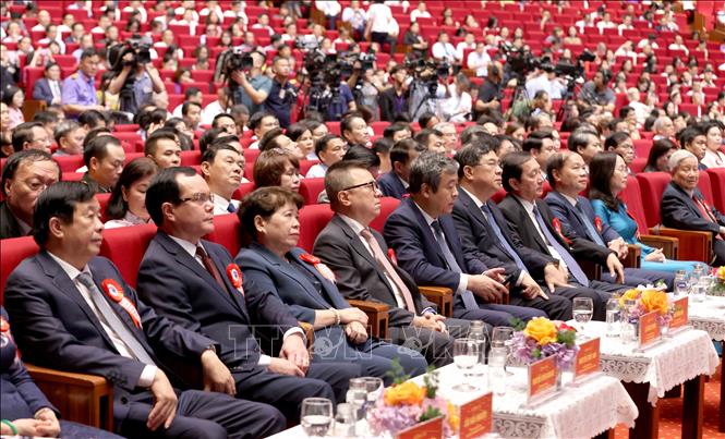 Các đồng chí lãnh đạo dự Lễ kỷ niệm Ảnh: Phương Hoa - TTXVN