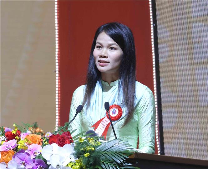 Nhà báo Nguyễn Ngân, Ban Thời sự, Đài Truyền hình Việt Nam thay mặt những người làm báo trẻ phát biểu tại Lễ kỷ niệm. Ảnh: Phương Hoa - TTXVN