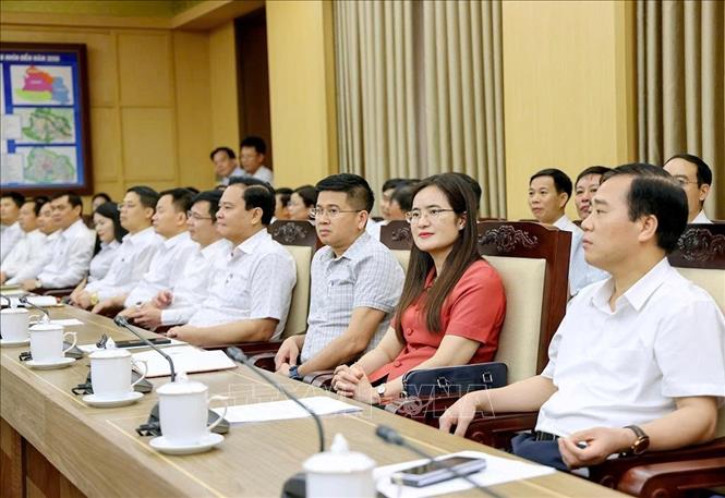 Thường trực Đảng ủy các xã, phường thành lập mới của Vĩnh Phúc tại buổi gặp mặt. Ảnh: Hoàng Hùng -TTXVN