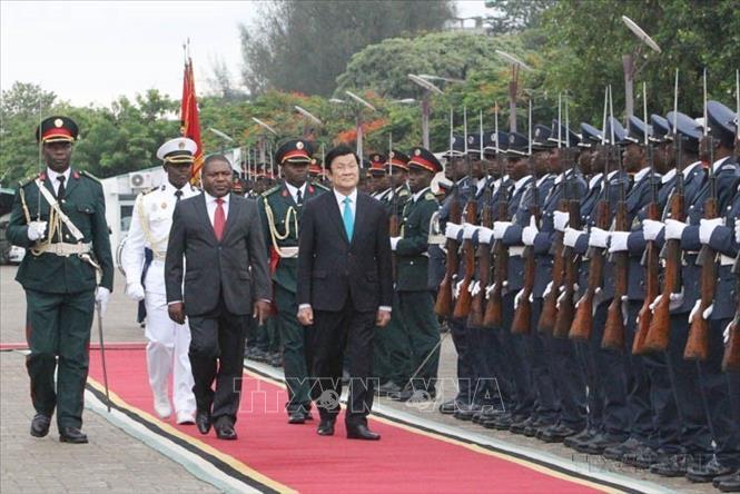 Tổng thống Cộng hoà Mozambique Filipe Jacinto Nyusi chủ trì lễ đón Chủ tịch nước Trương Tấn Sang và Phu nhân thăm cấp Nhà nước tới Cộng hoà Mozambique (12/3/2016). Ảnh: Nguyễn Khang – TTXVN