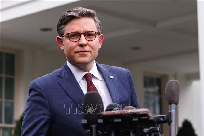 Chủ tịch Hạ viện Mỹ Mike Johnson tuyên bố Tổng thống Trump đã “tạo mọi cơ hội” để Iran đạt được một thỏa thuận trước khi ra lệnh tấn công, song Tehran đã từ chối cam kết 