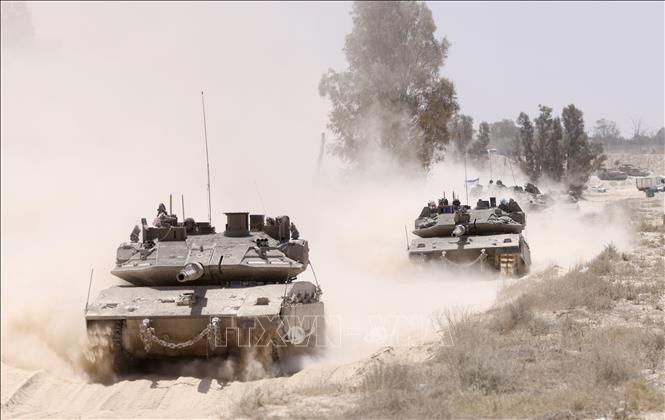 Binh sĩ Israel được triển khai ở miền nam nước này, gần biên giới với Gaza. Ảnh: THX/TTXVN