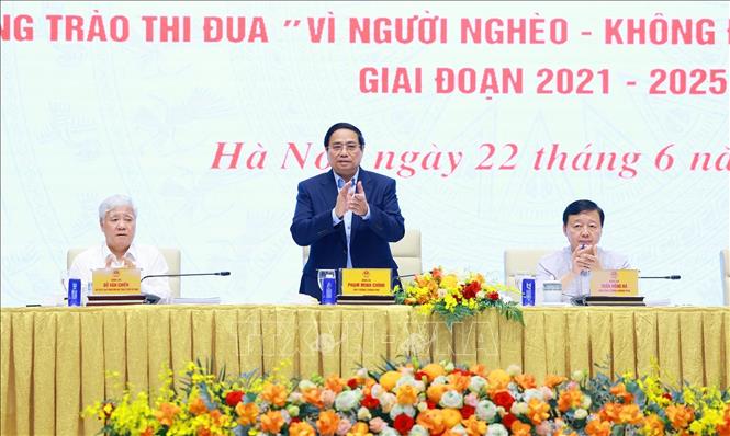 Thủ tướng Phạm Minh Chính chủ trì Hội nghị toàn quốc tổng kết Chương trình mục tiêu quốc gia xây dựng nông thôn mới. Ảnh: Dương Giang-TTXVN
