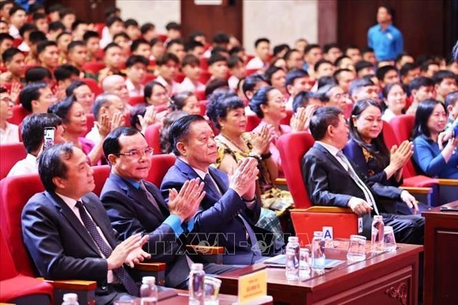 Trưởng Ban Tuyên giáo và Dân vận Trung ương Nguyễn Trọng Nghĩa và các đại biểu dự chương trình. Ảnh: Minh Đức – TTXVN