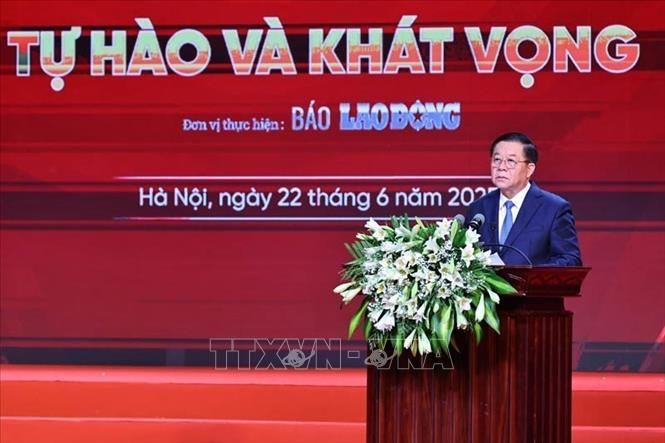 Trưởng Ban Tuyên giáo và Dân vận Trung ương Nguyễn Trọng Nghĩa phát biểu chỉ đạo. Ảnh: Minh Đức – TTXVN