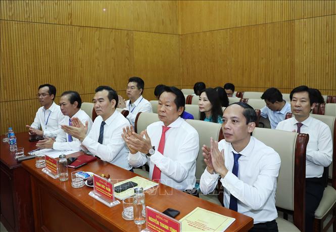 Các đại biểu tham dự buổi làm việc. Ảnh: Thống Nhất – TTXVN