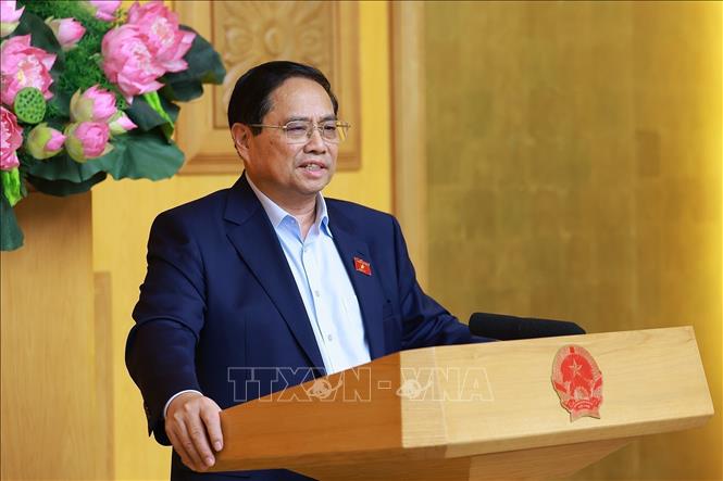 Prime Minister Pham Minh Chinh chairs the meeting. VNA Photo: Dương Giang