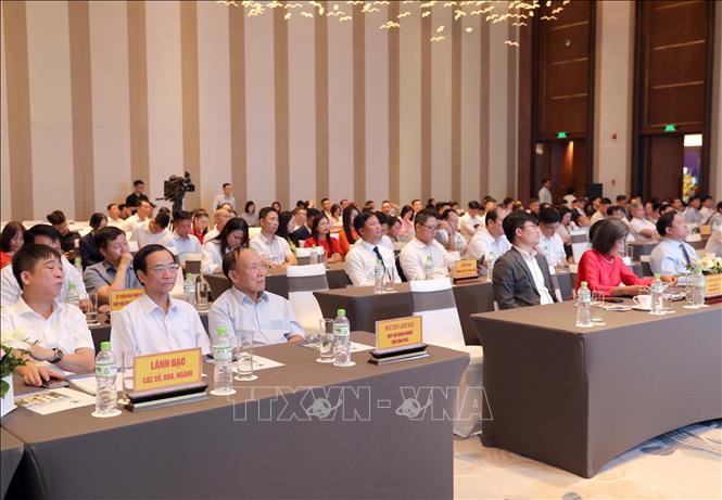Các doanh nhân, tiêu biểu, doanh nghiệp xuất sắc  ủa Vĩnh Phúc tham dự chương trình. Ảnh: Hoàng Hùng -TTXVN