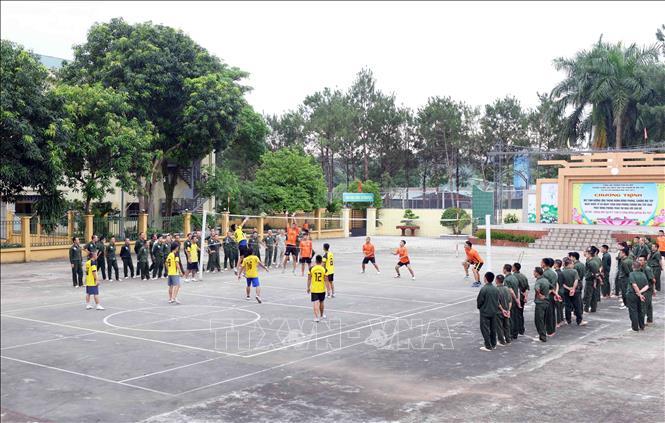 Cơ sở cai nghiện số 3, Công an thành phố Hà Nội thường xuyên tổ chức các hoạt động thể dục, thể thao nâng cao sức khoẻ cho các học viên cai nghiện tại đây. Ảnh: Phạm Kiên - TTXVN