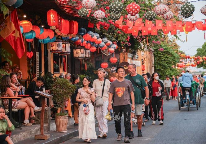 Gulf News calls Hoi An ancient town in Quang Nam province a lantern-lit, ancient riverside town known for custom tailoring, street eats and a perfectly preserved mix of Asian and French architecture. VNA Photo