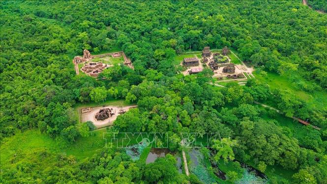 Toàn cảnh khu di tích Chăm Mỹ Sơn, nơi 