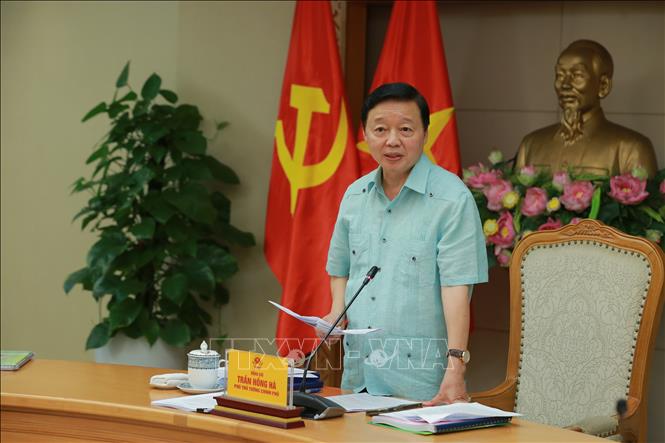 Phó Thủ tướng Chính phủ Trần Hồng Hà phát biểu tại buổi làm việc. Ảnh: Diệp Trương - TTXVN