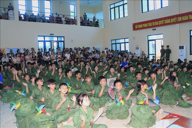 Lễ trưởng thành Học kỳ quân đội năm 2025 tại Trung đoàn Bộ Binh 121, huyện Yên Bình, tỉnh Yên Bái. Ảnh: Tiến Khánh - TTXVN
