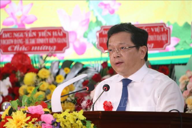 Phó Bí thư Thường trực Tỉnh ủy Cà Mau Nguyễn Đức Hiển phát biểu. Ảnh: Kim Há - TTXVN 