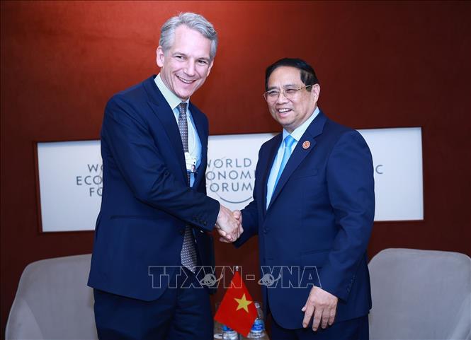 Thủ tướng Phạm Minh Chính tiếp ông Peter Koerte, Giám đốc công nghệ và Giám đốc chiến lược Tập đoàn Siemens AG (CHLB Đức). Ảnh: Dương Giang-TTXVN 