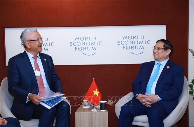 Thủ tướng Phạm Minh Chính tiếp ông Brand Cheng, Chủ tịch kiêm Tổng Giám đốc điều hành Công ty Foxconn Industrial Internet, thành viên của Tập đoàn Foxconn. Ảnh: Dương Giang-TTXVN
