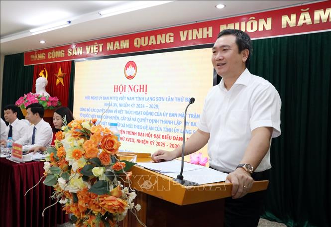 Phó Bí thư Tỉnh ủy Lạng Sơn Nguyễn Cảnh Toàn phát biểu tại hội nghị. Ảnh: Văn Đạt - TTXVN