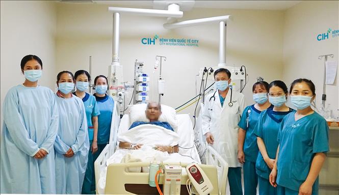 The Cambodian patient is in recovery after three weeks of treatment. VNA/Photo by courtesy