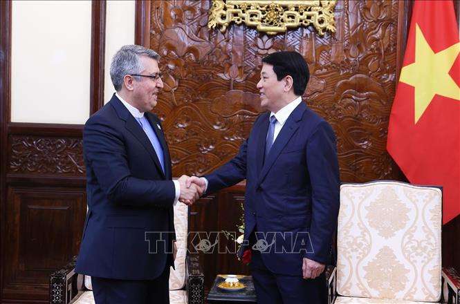Chủ tịch nước Lương Cường tiếp Đại sứ Iran tại Việt Nam Ali Akbar Nazari đến chào từ biệt. Ảnh: Lâm Khánh – TTXVN