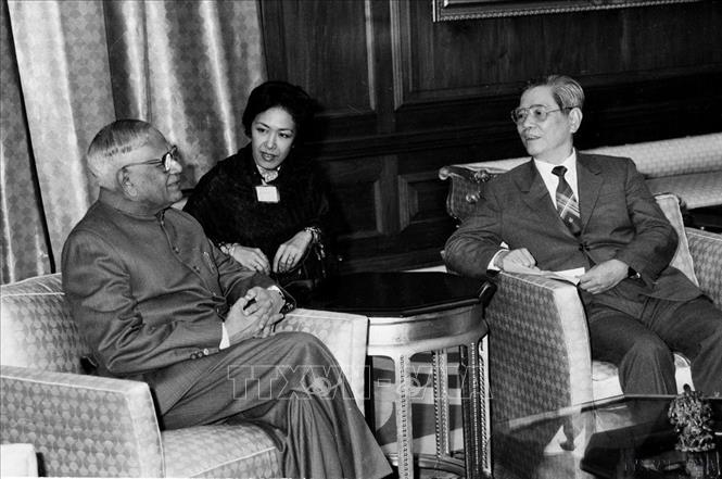Tổng thống R.Venkataraman tiếp Tổng Bí thư Nguyễn Văn Linh trong chuyến thăm hữu nghị Ấn Độ từ ngày 23 - 28/1/1989. Ảnh: Xuân Lâm - TTXVN