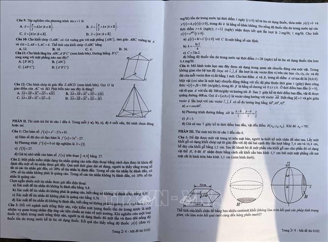 Đề thi môn Toán Kỳ thi tốt nghiệp THPT năm 2025. Ảnh: Thành Phương - TTXVN