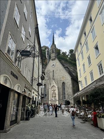 Phố cổ Salzburg. Ảnh: Thu Hằng - Pv TTXVN tại Áo