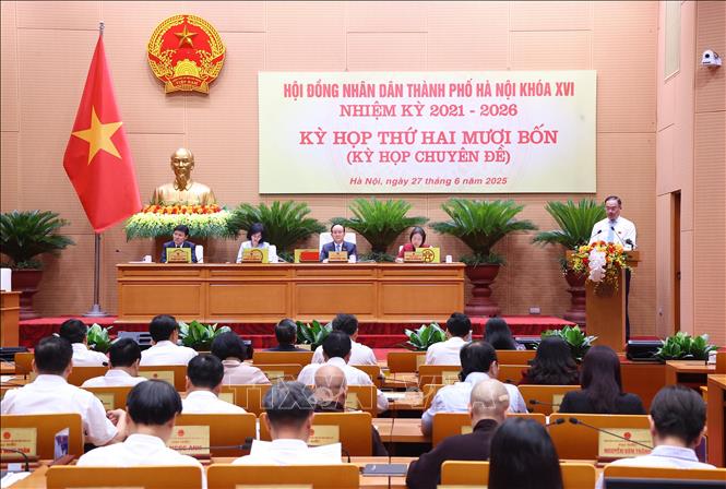 Quang cảnh Kỳ họp thứ 24 (Kỳ họp chuyên đề) của HĐND TP Hà Nội khóa XVI. Ảnh: Văn Điệp – TTXVN