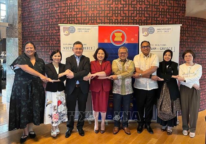 Các đại sứ ASEAN tại cuộc họp ACAT lần thứ 36. Ảnh do ĐSQ Việt Nam tại Hy Lạp cung cấp/TTXVN phát
